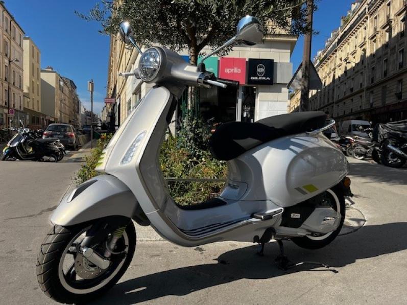 VESPA PRIMAVERA 125 TECH