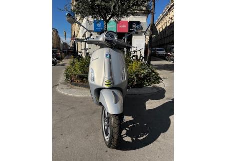 VESPA PRIMAVERA 125 TECH